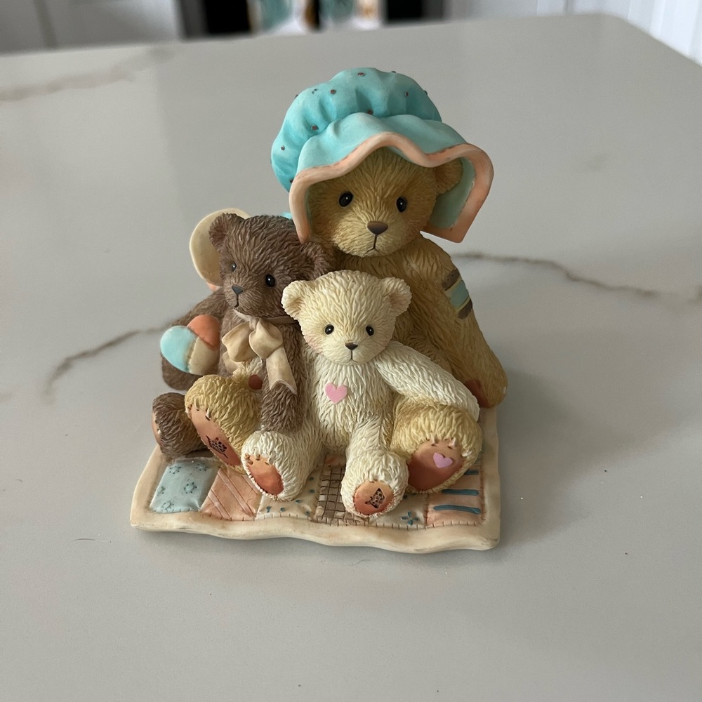 Cherished Teddies - it’s moments like these that are meant to be cherished